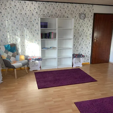 Emy Apartment *